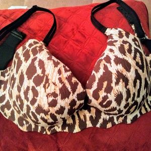 Victoria's secret push-up bra